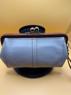 Classic coach kiss lock Leather Frame Clutch